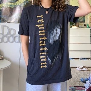 OFFICIAL TAYLOR SWIFT REPUTATION TOUR SHIRT